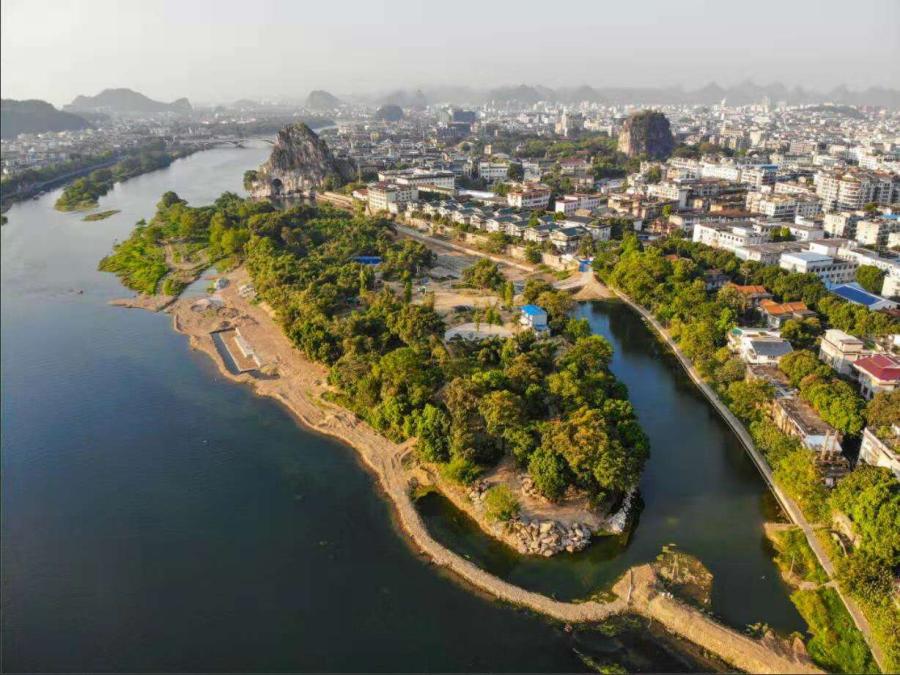 A bird\'s-eye view of Fulongzhou island in Guilin.(Photo/CGTN)
\
