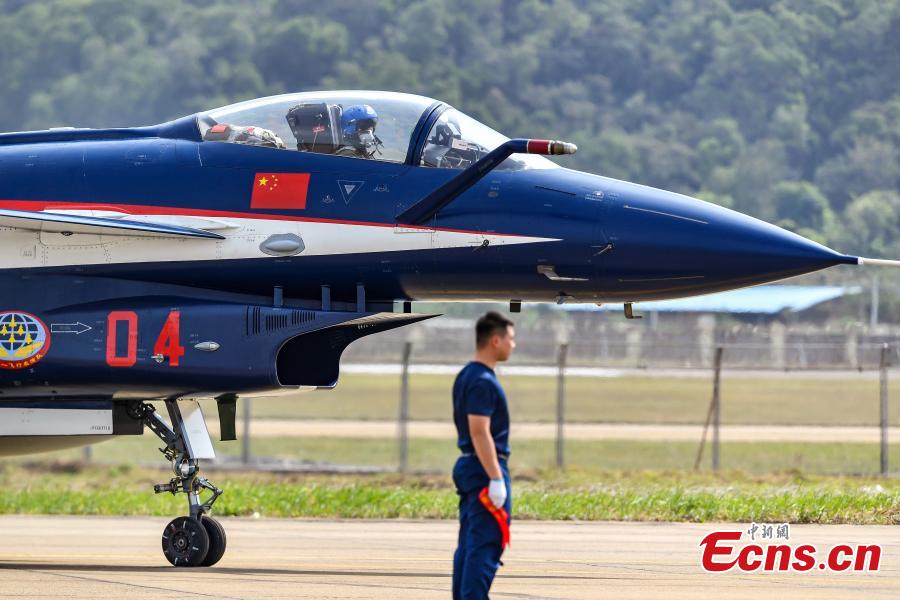 A fighter jet of the Chinese People\'s Liberation Army (PLA) Air Force\'s August 1st aerobatics team is seen at an airport in Zhuhai, South China’s Guangdong province, October 31, 2018. The team will perform at the 12th China International Aviation and Aerospace Exhibition (Airshow China). The event will be held in Zhuhai from Nov. 6 to 11. (Photo: China News Service/ Chen Jimin)