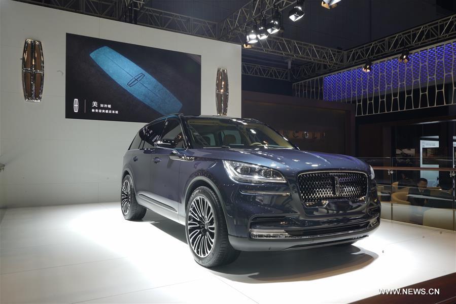 Photo taken on Nov. 7, 2018 shows a Lincoln Aviator at the first China International Import Expo (CIIE) in Shanghai, east China. (Xinhua/Xing Guangli)