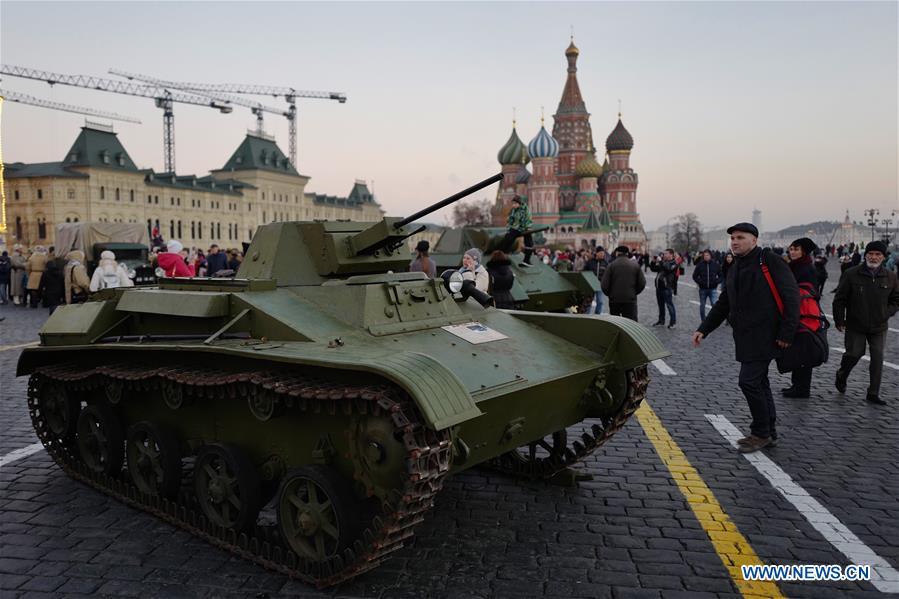 A T-60 tank is displayed on the Red Square to mark the 101st anniversary of Russia\'s 1917 October Revolution, in Moscow, Russia, Nov. 7, 2018. (Xinhua/Bai Xueqi)