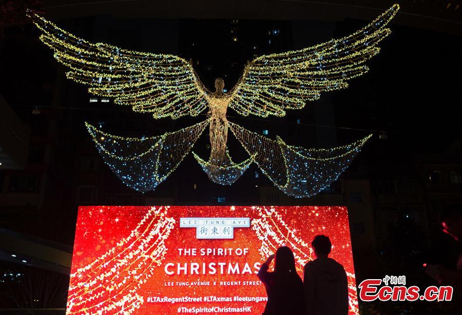 With one month to go until Christmas, Lee Dong Street in Hong Kong introduced the famous Regent Street Christmas lighting from London for the first time this year on Nov. 19, 2018. (Photo: China News Service/Zhang Wei)