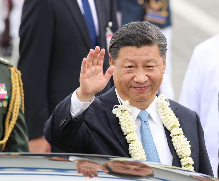 Chinese President Xi Jinping waves upon his arrival in Manila, the Philippines, Nov. 20, 2018. Xi arrived here on Tuesday for a state visit to the Philippines. (Xinhua/Ding Lin)