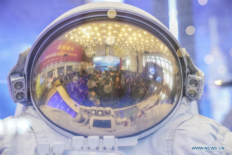 Spacesuit is displayed during a major exhibition to commemorate the 40th anniversary of China\'s reform and opening-up at the National Museum of China in Beijing, capital of China, Nov. 24, 2018. (Xinhua/Yin Gang)