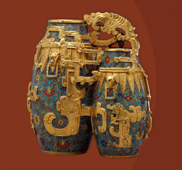 A cloisonne enamel paired jar with lotus design from the Qianlong Period of the Qing Dynasty. (Photo/Official Weibo account of the Palace Museum)