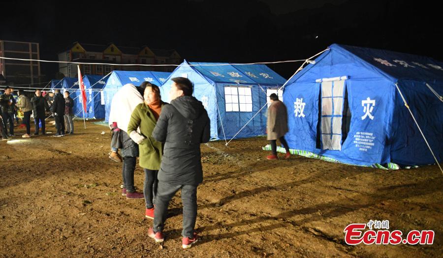 People affected by an earthquake stay at a temporary shelter in Xingwen County, Southwest China’s Sichuan Province, Dec. 17, 2018. A magnitude 5.7 earthquake jolted the county Sunday. As at 5:30 p.m. Sunday, 16 people had been reported injured in the earthquake. (Photo: China News Service/Liu Zhongjun)