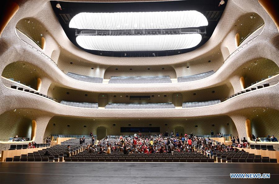 Citizens visit the opera theater of the Fuzhou Strait Cultural Art Center in Fuzhou, southeast China\'s Fujian Province, Dec. 16, 2018. The center held open day activities on Sunday. (Xinhua/Jiang Kehong)