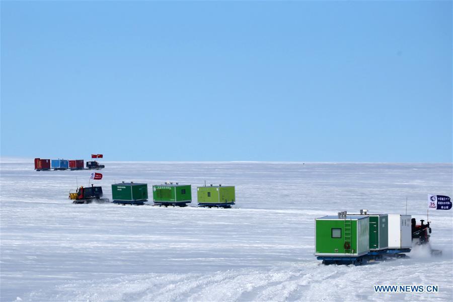 China\'s 35th Antarctic expedition sends 37 members of two inland expedition teams to the Kunlun and Taishan stations in Antarctica Dec. 18, 2018. (Xinhua/Liu Shiping)