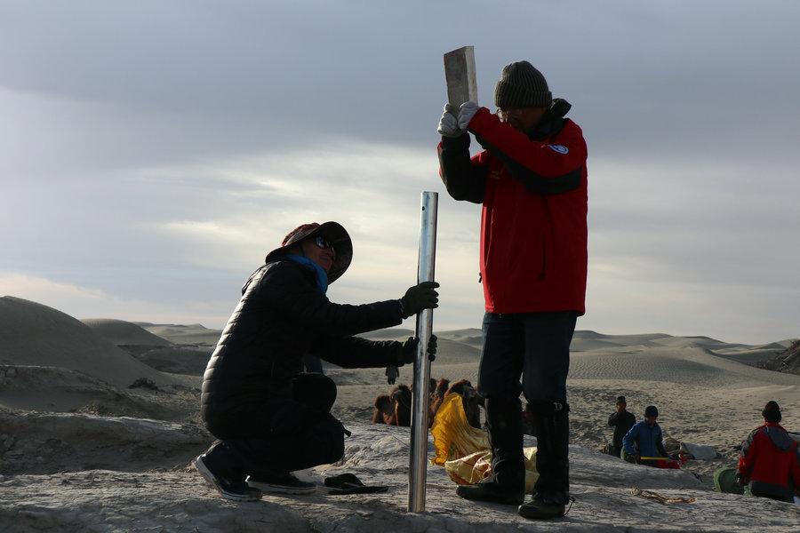 47 heritage sites and more than 70 pieces of relics were found at the middle and lower reaches of the Keriya River in Northwest China\'s Xinjiang Uygur autonomous region. (Photo provided to chinadaily.com.cn)