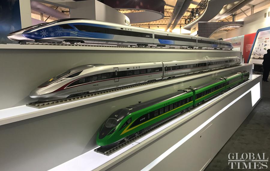 Three new additions to China\'s Fuxing bullet trains were unveiled in Beijing on Monday, including the long-awaited 17-coach CR400AF-B with a designed speed of 350 km/h. (Photos: Li Xuanmin/GT)