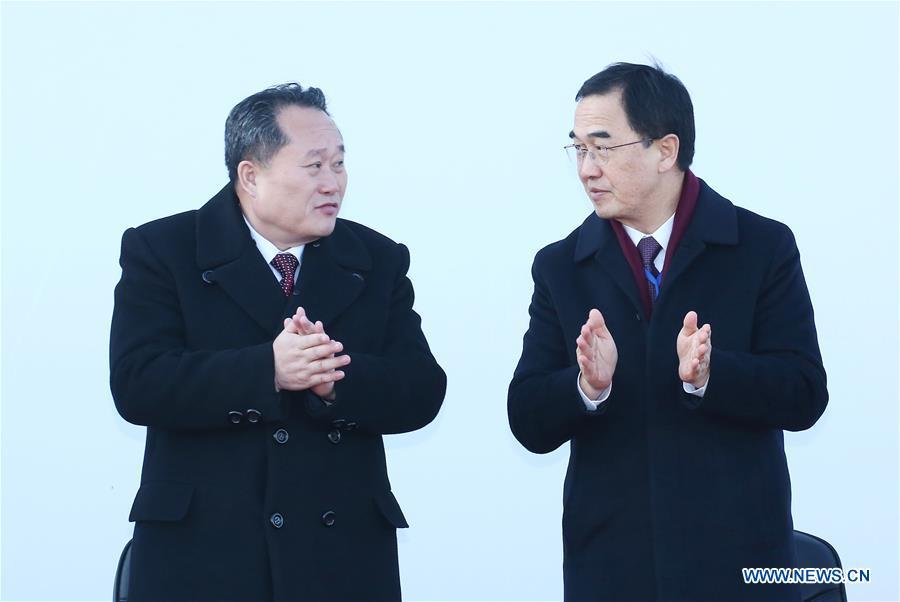 Cho Myoung-gyon(R), South Korean Unification Minister, and Ri Son Gwon, chairman of the Committee for the Peaceful Reunification of the Fatherland of the Democratic People\'s Republic of Korea (DPRK) take part in the groundbreaking ceremony for rail and road connection across border between South Korea and the Democratic People\'s Republic of Korea (DPRK) at Panmun Station in the DPRK\'s border town of Kaesong on Dec. 26, 2018. South Korea and DPRK on Wednesday held a groundbreaking ceremony to modernize and eventually connect railways and roads across the inter-Korean border. (Xinhua)