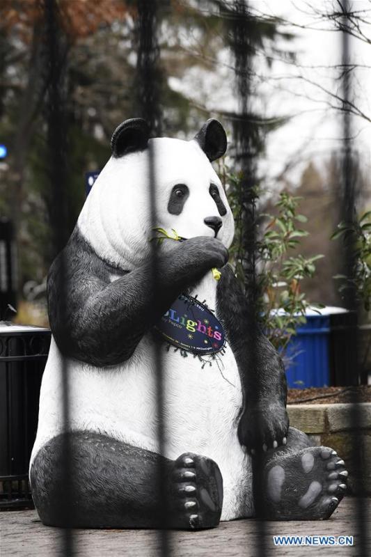 Photo taken on Jan. 2, 2019 shows a statue in the closed National Zoo in Washington D.C., the United States. The 19 Smithsonian museums and the National Zoo in Washington D.C. closed their doors on Wednesday as the partial U.S. government shutdown dragged on. (Xinhua/Liu Jie)