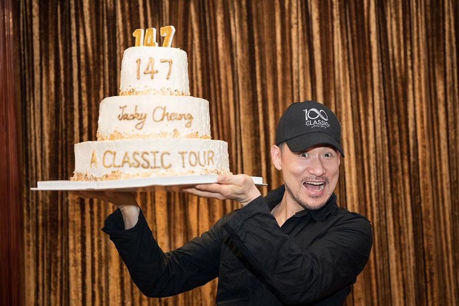 Jack Cheung (Photo provided to chinadaily.com.cn)

6. China\'s pop king Jack Cheung becomes China\'s \'crime-fighting\' star

Hong Kong superstar Jacky Cheung is known as the King of Songs and is so popular that fugitives are willing to risk their freedom just to see him perform live.

Cheung, 57, has developed the reputation for being an unwitting crime buster, with several reports of wanted criminals arrested at his concerts in the last year.