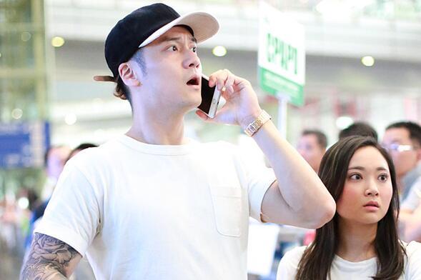 The two were spotted in public at Beijing International Airport in September. (Photo provided to China Daily)

10. Chinese actor Jiang Jinfu held on domestic violence charge

Popular Chinese actor Jiang Jinfu was arrested in Japan following allegations that he had abused his former girlfriend Haruka Nakaura.

\