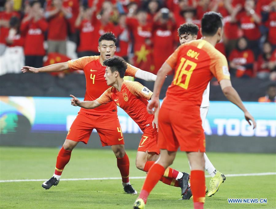 Wu Lei (2nd L) of China celebrates scoring his second goal during the 2019 AFC Asian Cup UAE 2019 group C match between China and the Philippines in Abu Dhabi, the United Arab Emirates (UAE), Jan. 11, 2019. China won 3-0. (Xinhua/Ding Xu)
