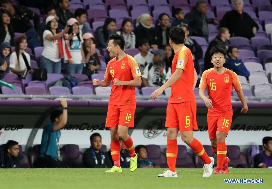 China\'s Gao Lin (L) celebrates his goal during the 2019 AFC Asian Cup round of 16 match between China and Thailand in Al Ain, the United Arab Emirates, Jan. 20, 2019. (Xinhua/Li Gang)