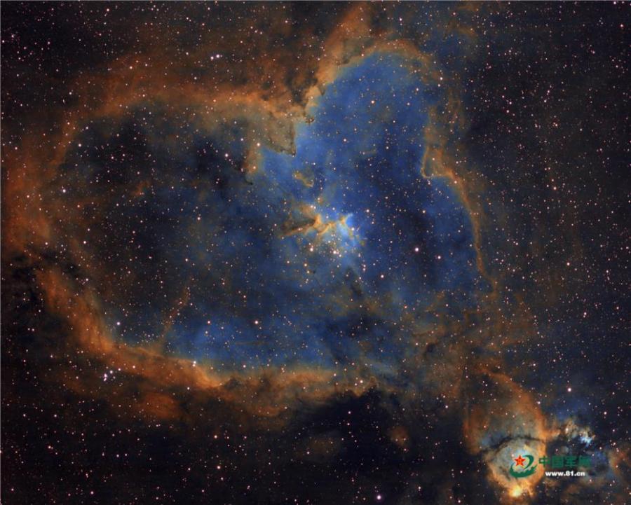 A space photo taken by Zhu Chengcheng, a PLA Air Force pilot. Aside from having flown four types of war planes, Zhu is a huge fan of taking photos of celestial bodies. He shared the photos to wish readers a happy Spring Festival, China’s Lunar New Year, which falls on February 5 this year. (Photo/81.cn)