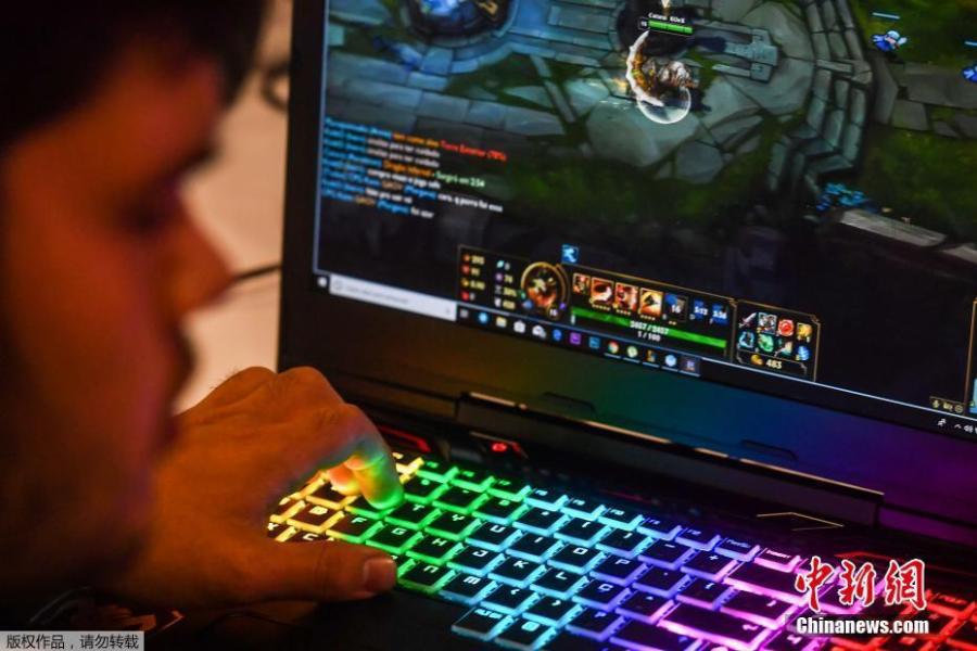 Participants play games at the Campus Party technology festival, in Sao Paulo, Brazil, Feb. 12, 2019. Campus Party is an annual week-long, 24-hour technology festival that gathers developers, gamers and computer enthusiasts. (Photo/Agencies)