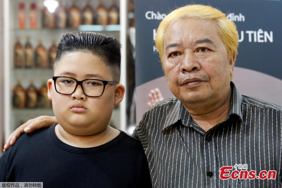 U.S. President Donald Trump and DPRK leader Kim Jong Un have become the latest style icons in Hanoi, a week before their second summit is to be held in the capital city of Vietnam, Feb. 19, 2019. (Photo/Agencies)