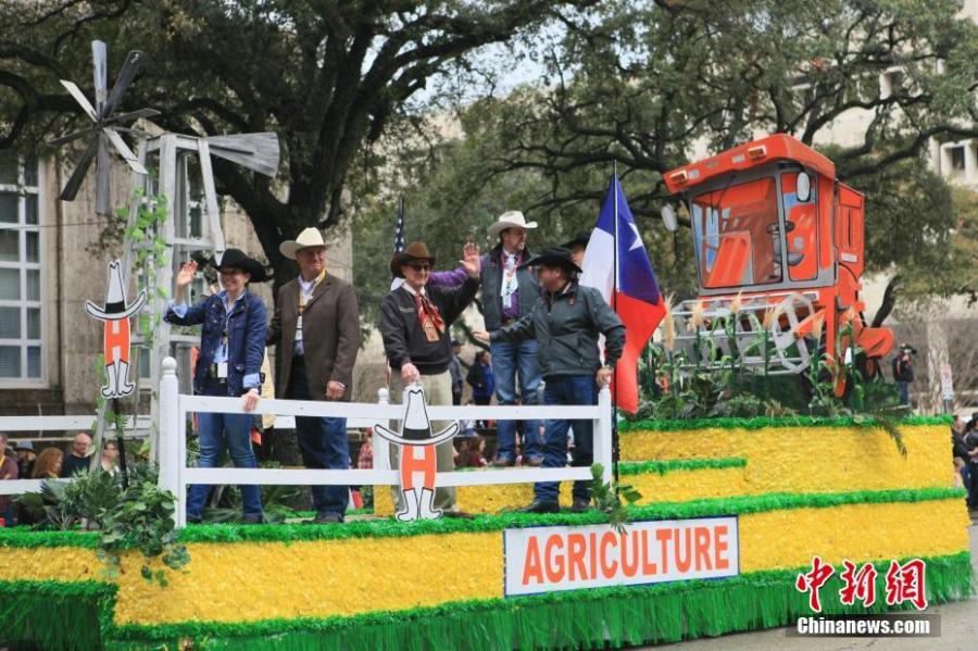 The Downtown Rodeo Parade in Houston, U.S., Feb. 23, 2019. The annual event celebrates Western heritage and marks the beginning of the Houston Livestock Show and Rodeo season, a tradition since 1938. (Photo: China News Service/Li Ang)