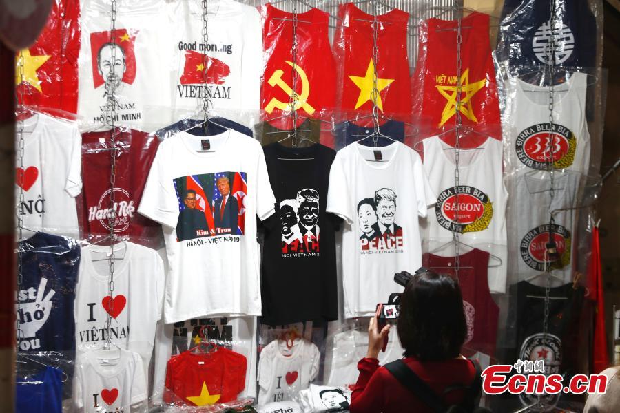 T-shirts emblazoned with depictions of Kim Jong Un, the leader of the Democratic People\'s Republic of Korea, and U.S. President Donald Trump are on display ahead of a summit in Hanoi, Vietnam Feb. 25, 2019. (Photo: China News Service/Fu Tian)