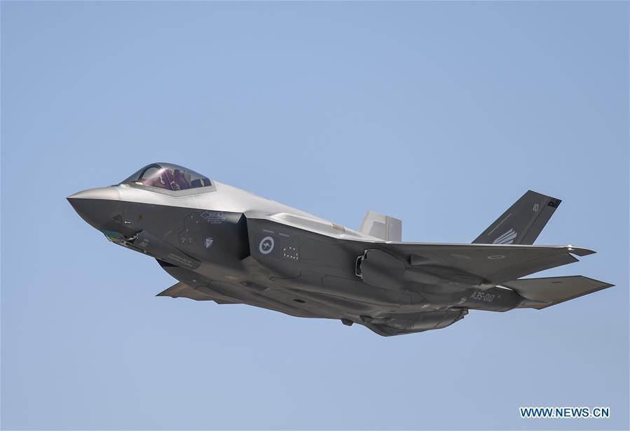 An Australian Defence Force F-35 performs during the Australian International Airshow and Aerospace & Defence Exposition at the Avalon Airport, Melbourne, on Feb. 28, 2019. (Xinhua/Bai Xuefei)
