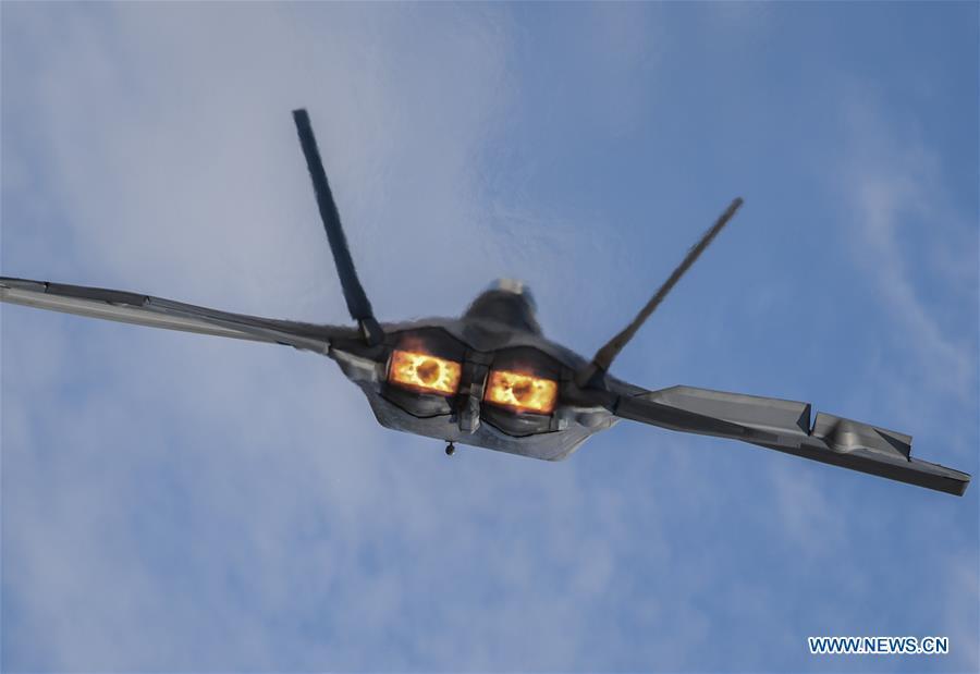 A U.S.Air Force F-22 flies during the Australian International Airshow and Aerospace & Defence Exposition at the Avalon Airport, Melbourne, on Feb. 28, 2019. (Xinhua/Bai Xuefei)