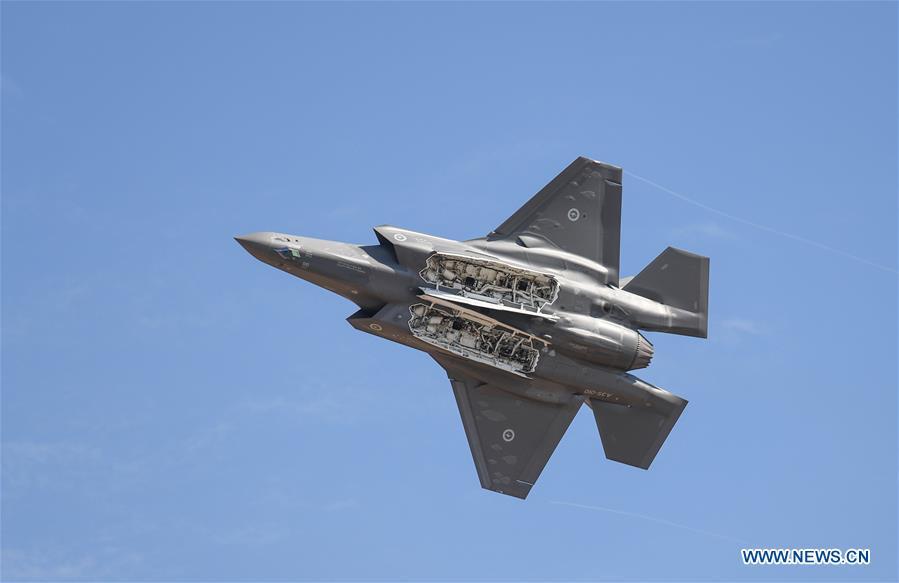 An Australian Defence Force F-35 performs during the Australian International Airshow and Aerospace & Defence Exposition at the Avalon Airport, Melbourne, on Feb. 28, 2019. (Xinhua/Bai Xuefei)