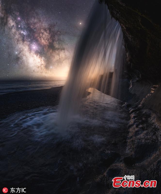 Landscape photographer Daniel Greenwood of Vancouver, Canada is known for making creative pictures that connect many natural elements together. (Photo/IC)