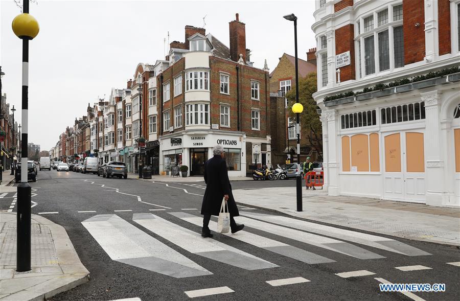 A 3D zebra crossing is seen in St. John\'s Wood High Street in London, Britain, on March 1, 2019. According to BBC, the UK\'s first 3D zebra crossing has been painted on a north-west London road in a bid to slow down the traffic. The optical illusion, which creates a floating effect, has been introduced in St John\'s Wood by Westminster City Council as part of a 12-month trial. (Xinhua/Han Yan)