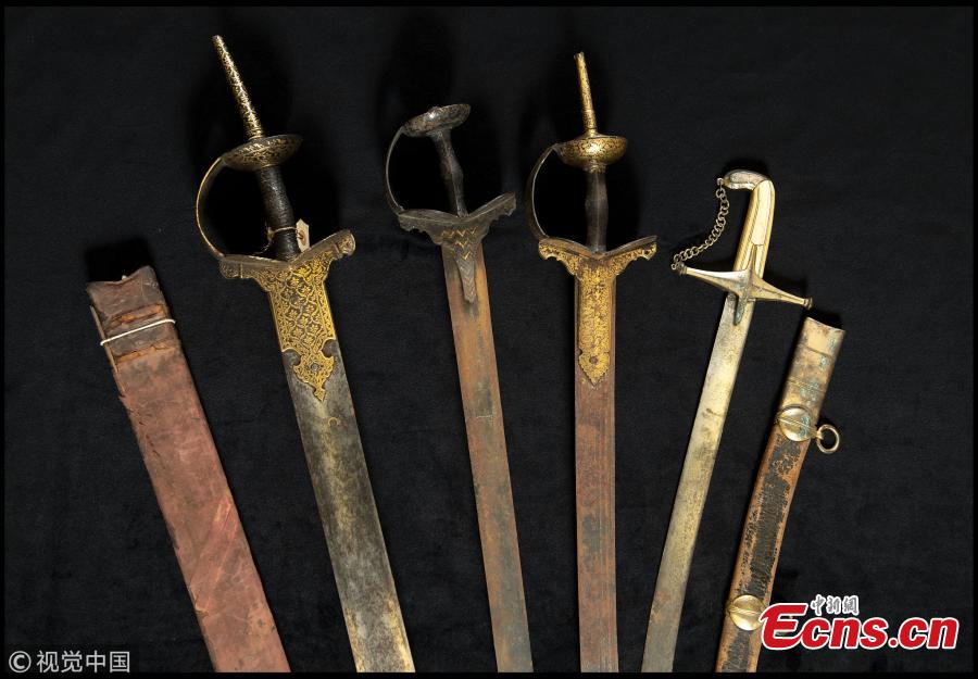 The family of British army officer Thomas Hart who returned from India with a stunning bounty of artefacts are set to become millionaires after finding the items wrapped in newspaper in their dusty attic. The treasures include the very gun the Tipu Sultan, known as the \'Tiger of Mysore\', used in his last stand against the Duke of Wellington-led forces in 1799. In total the vendor brought in four swords, all bearing the mark of Tipu Sultan. (Photo/VCG)