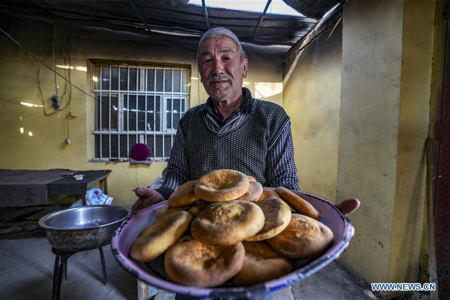 A baker displays \