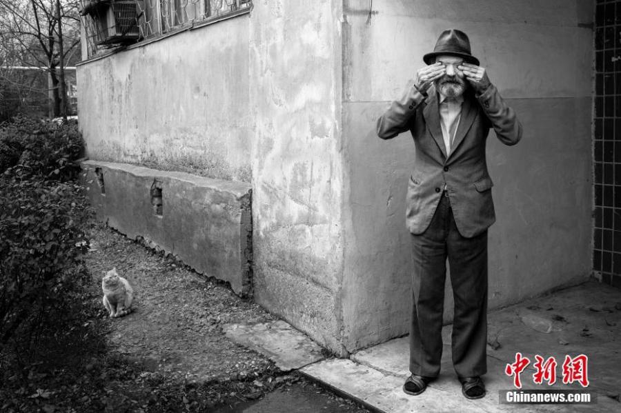 In the \'General - Black & White Category\', Aun Raza from France won first place with this photo. (Photo/VCG)