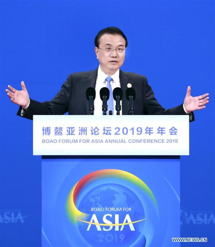Chinese Premier Li Keqiang delivers a keynote speech at the opening plenary of the Boao Forum for Asia annual conference in Boao, south China\'s Hainan Province, March 28, 2019. (Xinhua/Pang Xinglei)