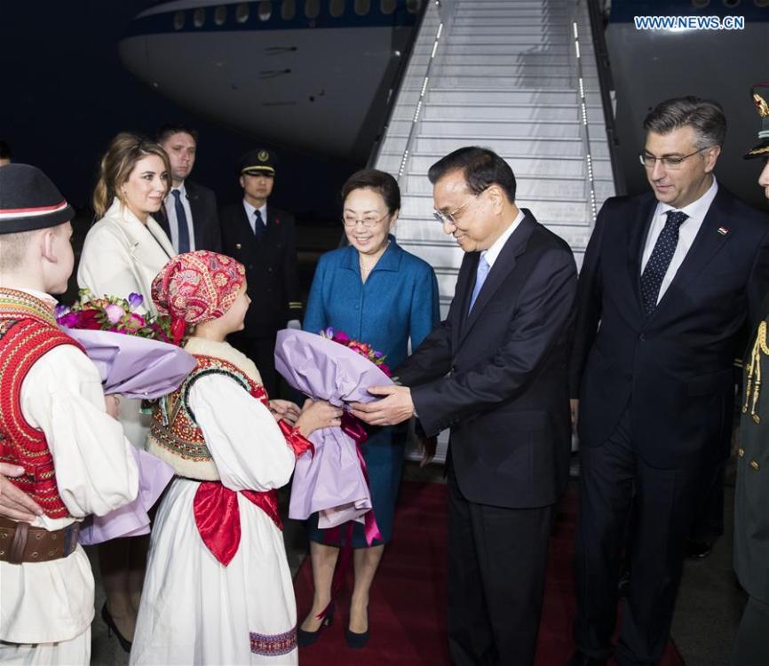 Chinese Premier Li Keqiang arrives in Zagreb, Croatia on April 9, 2019. Li arrived in Croatia on Tuesday for an official visit to the country and the eighth leaders\' meeting of China and Central and Eastern European Countries (CEECs) in the Croatian seaside city Dubrovnik. (Xinhua/Huang Jingwen)