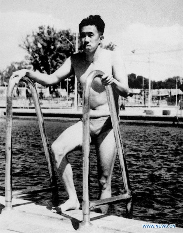 File photo taken in 1952 shows Wu Chuanyu, the first athlete of the People\'s Republic of China competing in the Olympic Games, coming out of the pool after the event at the 15th Summer Olympic Games in Helsinki, capital of Finland. From sending athletes to Helsinki Summer Olympic Games for the very first time in 1952 to winning the bid to host 2022 Winter Olympic Games in 2015, the People\'s Republic of China went through a remarkable history of sports, including successfully hosting the 2008 Summer Olympic Games and preparing for the upcoming 2022 Winter Olympic Games. (Xinhua)