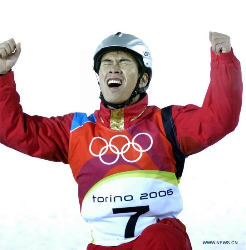 File photo taken on Feb. 23, 2006 shows that China\'s Han Xiaopeng jubilates after his competition for men\'s aerials final at Turin Olympic Winter Games in Italy. Han Xiaopeng claimed the title and won the China\'s first-ever Winter Olympic gold medal in the snow sports. From sending athletes to Helsinki Summer Olympic Games for the very first time in 1952 to winning the bid to host 2022 Winter Olympic Games in 2015, the People\'s Republic of China went through a remarkable history of sports, including successfully hosting the 2008 Summer Olympic Games and preparing for the upcoming 2022 Winter Olympic Games. (Xinhua/Wang Changshan)