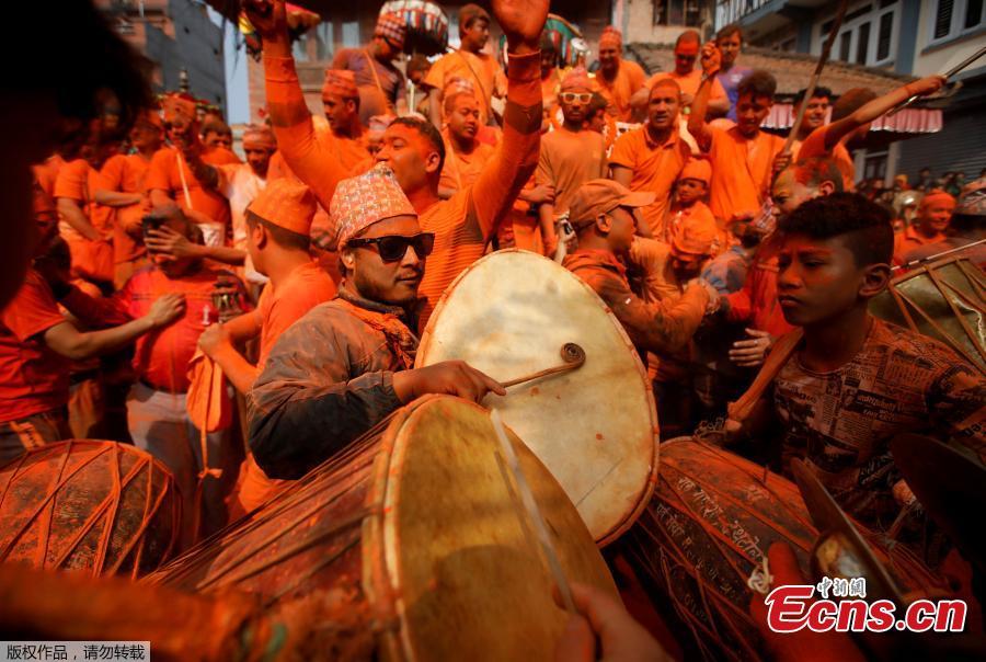 Nepalese people play traditional music during a celebration of Sindoor Jatra Festival at Thimi in Bhaktapur, Nepal, April 15, 2019. The festival is celebrated to welcome the Nepalese New Year and the beginning of the spring season in Nepal.  (Photo/Agencies)