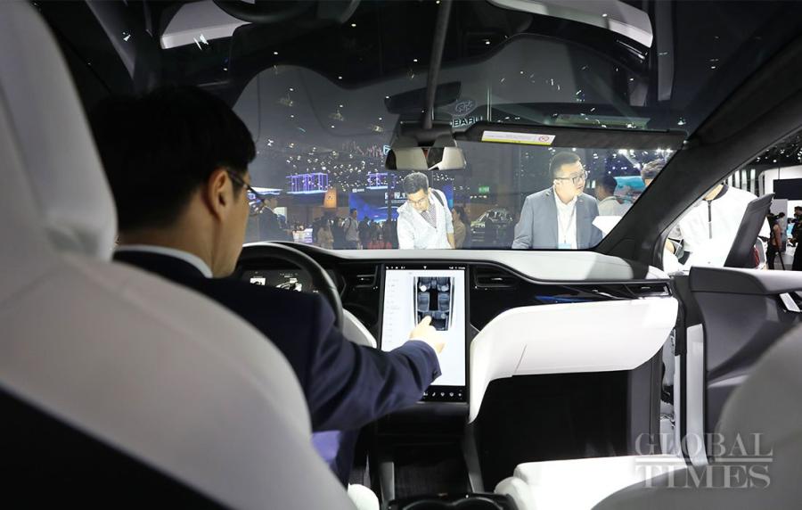 Auto Shanghai 2019, Asia\'s largest auto show, began on Tuesday in China\'s Shanghai. More than 1,000 automobile manufacturers from 20 countries and regions came to showcase their wares. Dozens of 5G and new energy vehicles have made their debuts and have become a feature of the auto show. (Photos: Yang Hui/GT)