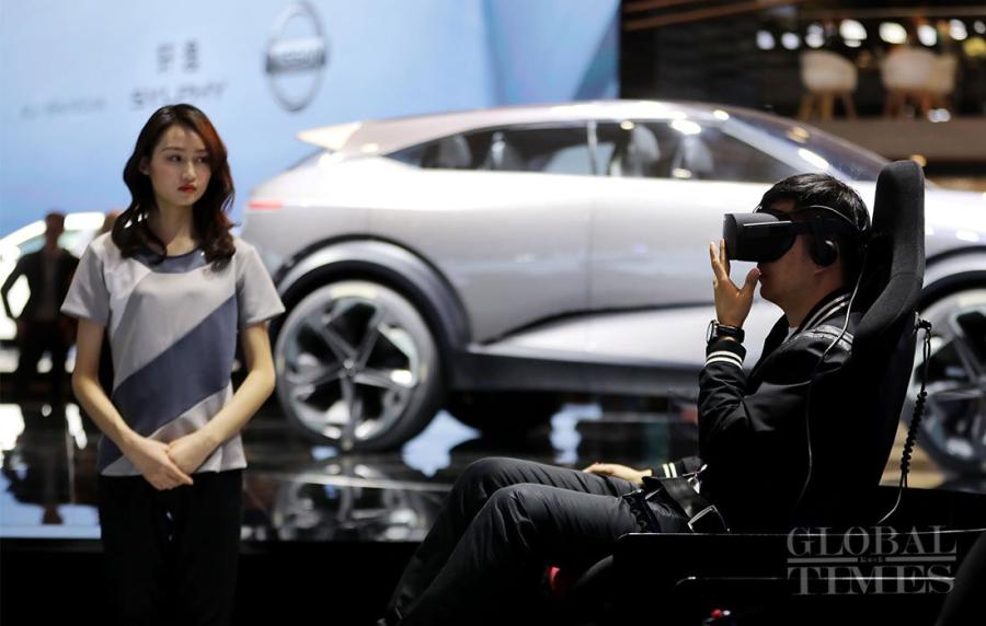 Auto Shanghai 2019, Asia\'s largest auto show, began on Tuesday in China\'s Shanghai. More than 1,000 automobile manufacturers from 20 countries and regions came to showcase their wares. Dozens of 5G and new energy vehicles have made their debuts and have become a feature of the auto show. (Photos: Yang Hui/GT)