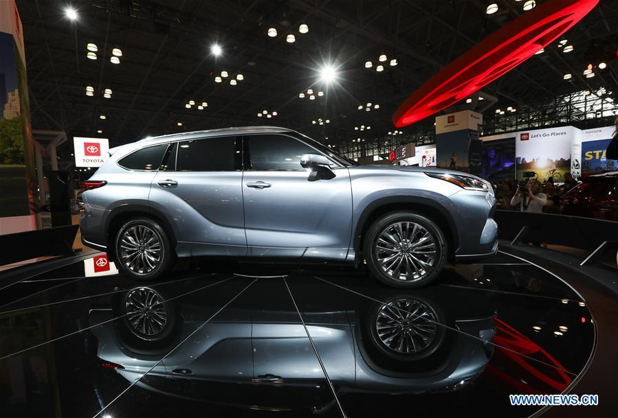 Toyota\'s all-new 2020 Highlander is seen during the media preview of the 2019 New York International Auto Show in New York, the United States, April 17, 2019. The 2019 New York International Auto Show will be open to public on Friday. (Xinhua/Wang Ying)