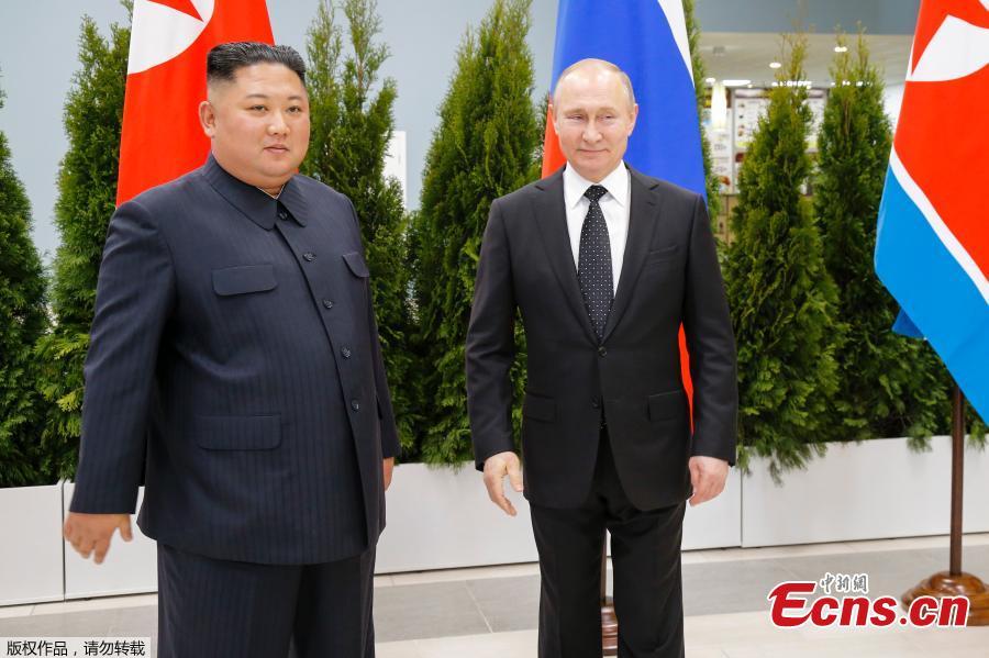 Russian President Vladimir Putin meets with DPRK top leader Kim Jong-un at the Far Eastern Federal University campus at Russky Island in the city of Vladivostok, Russia, April 25, 2019. (Photo/Agencies)