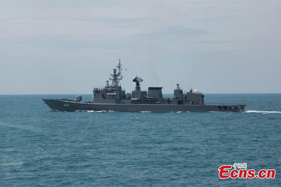 A Thailand naval vessel participates in a joint naval exercise on the sea off Qingdao, east China\'s Shandong Province, April 26, 2019.  China conducted a joint naval exercise with Southeast Asian countries in Qingdao, with focus on jointly handling maritime emergency rescues. （Photo: China News Service/Li Chun）