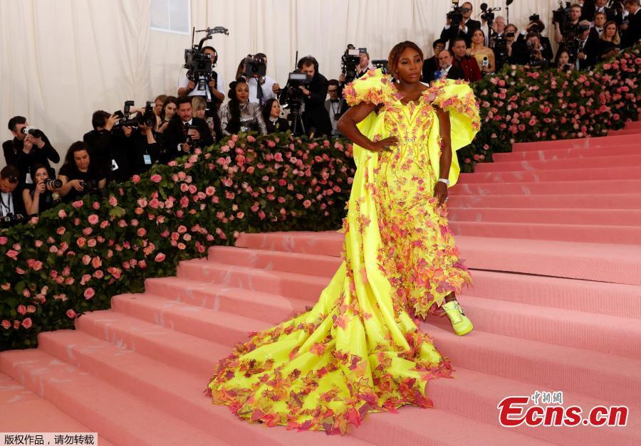 Serena Williams, one of the night\'s hosts, arrives for the 2019 Met Gala at the Metropolitan Museum of Art on May 6, 2019, in New York. (Photo/Agencies)