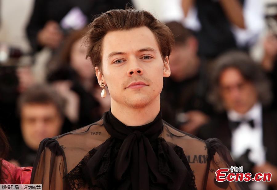 Singer Harry Styles arrives for the 2019 Met Gala at the Metropolitan Museum of Art on May 6, 2019, in New York. (Photo/Agencies)