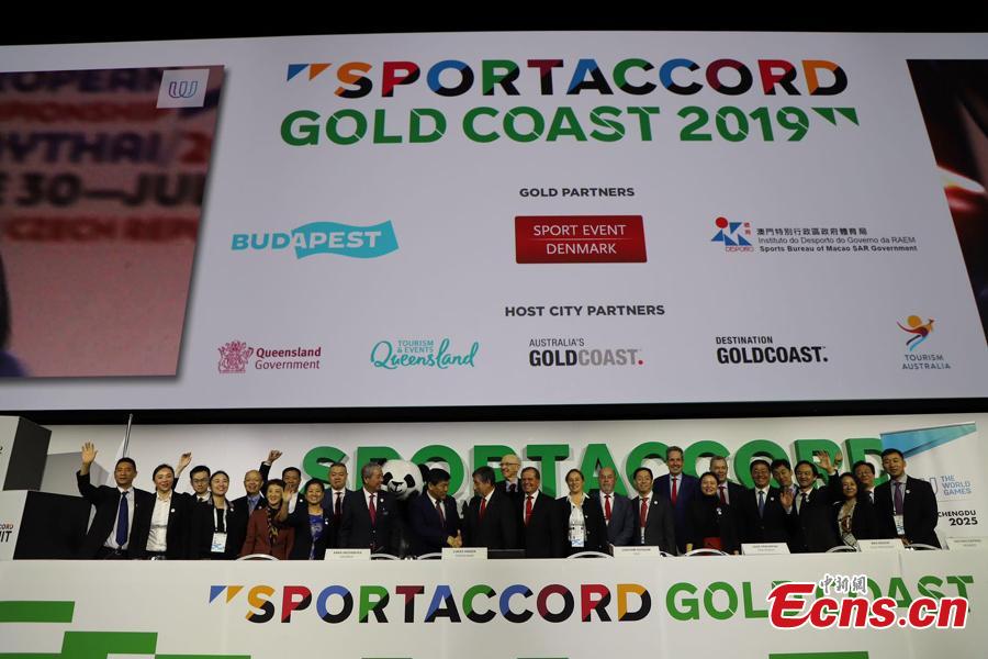 Representatives from Chengdu pose for a group photo at the 2019 International World Games Association (IWGA) Congress in Gold Coast, Australia, May 9, 2019. The southwest Chinese city of Chengdu won the bid to host the 2025 World Games at the congress on Thursday. It is the first time that the Games come to the Chinese mainland. （Photo courtesy of Chengdu Sports Bureau）