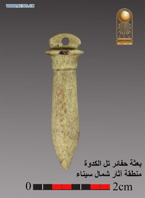 The undated photo provided by the Egyptian Ministry of Antiquities on May 13, 2019 shows an antiquity discovered in a military castle in North Sinai, Egypt. An Egyptian archeological mission has discovered remnants of a military castle that dates back to Psamtik era from 664-610 BC in North Sinai province, the country\'s Ministry of Antiquities said in a statement on Monday. (Xinhua)