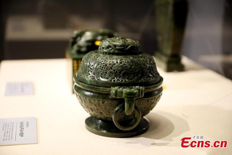 A Xinjiang jade exhibition opens at the Gulangyu Foreign Cultural Relics Museum in Xiamen City, Fujian Province, May 13, 2019. A total of 25 jade articles originally from northwest China’s Xinjiang Uygur Autonomous Region will be on display during the two-month show.  (Photo: China News Service/Li Siyuan)