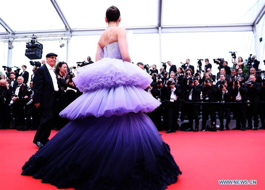 A guest is seen on the red carpet for the opening gala during the 72nd Cannes Film Festival at Palais des Festivals in Cannes, France, on May 14, 2019. The 72nd Cannes Film Festival is held here from May 14 to 25. (Xinhua/Gao Jing)