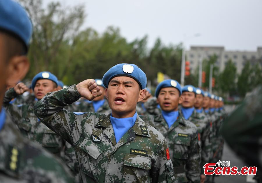 Chinese soldiers to work as peacekeepers in Mali prepare to board a military plane at Harbin Taiping International Airport in Harbin, Northeast China’s Heilongjiang Province, May 14, 2019. The soldiers will form the 7th Chinese peacekeeping force to Mali, dispatched for one year on a UN mission. (Photo: China News Service/Yang Zaixin)