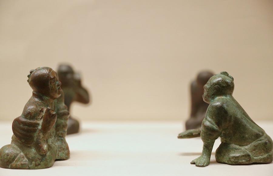 Gateway to the Silk Road is an exhibition of artifacts that offers visitors a glimpse into the variety ethnic cultures and of archaeological discoveries made in Gansu Province, in Northwest China. (Photo/China Daily)